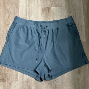Old Navy Power-soft Short size XXL